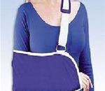 Universal Arm Sling :: Traditional envelope arm sling comfortably distributes the weigh